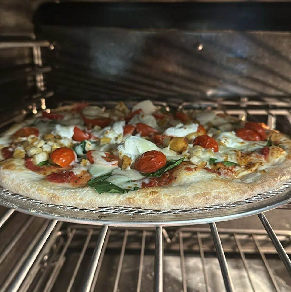 Johnny’s Pizza & Pasta